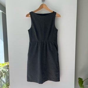 Theory short gray dress with pockets!